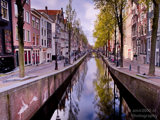 Amsterdam_canals_reflection_lockdown_city_street_urban_spring_Netherlands_Cityscape_Photography_023_Canon_EOS_5D_Mark_IV.JPG