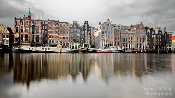Amsterdam_canals_reflection_lockdown_city_street_urban_spring_Netherlands_Cityscape_Photography_027_Canon_EOS_5D_Mark_IV.JPG