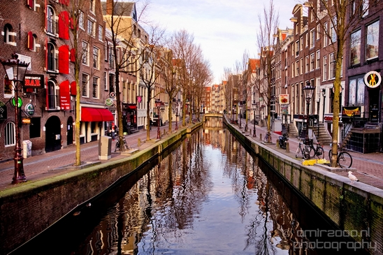 Amsterdam_canals_reflection_winter_city_street_urban_Netherlands_Cityscape_Photography_057_Canon_EOS_5D_Mark_IV.JPG