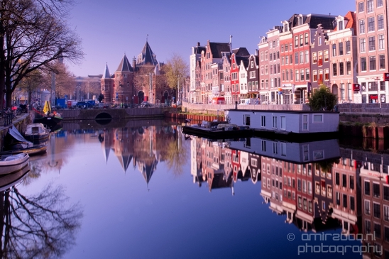Amsterdam_long_exposure_canals_reflection_city_street_urban_Netherlands_Cityscape_Photography_015_Canon_EOS_5D_Mark_IV.JPG