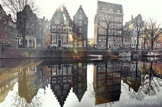 Amsterdam_long_exposure_canals_reflection_city_street_urban_Netherlands_Cityscape_Photography_019_Canon_EOS_5D_Mark_IV.JPG
