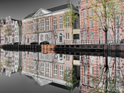 Amsterdam_long_exposure_canals_reflection_city_street_urban_Netherlands_Cityscape_Photography_021_Canon_EOS_5D_Mark_IV.JPG