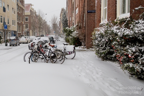Amsterdam_under_snow_storm_winter_scenery_city_street_urban_Netherlands_Cityscape_Photography_007_Canon_EOS_5D_Mark_IV.JPG