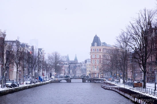 Amsterdam_under_snow_storm_winter_scenery_city_street_urban_Netherlands_Cityscape_Photography_031_Canon_EOS_5D_Mark_IV.JPG
