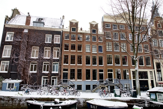 Amsterdam_under_snow_storm_winter_scenery_city_street_urban_Netherlands_Cityscape_Photography_032_Canon_EOS_5D_Mark_IV.JPG