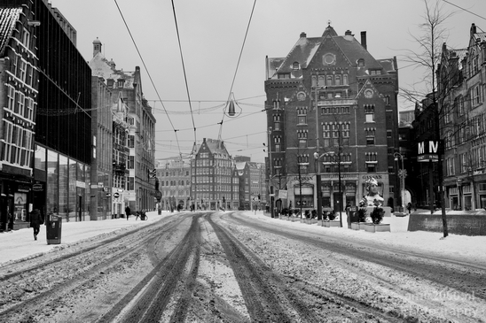 Amsterdam_under_snow_storm_winter_scenery_city_street_urban_Netherlands_Cityscape_Photography_046_Canon_EOS_5D_Mark_IV.JPG
