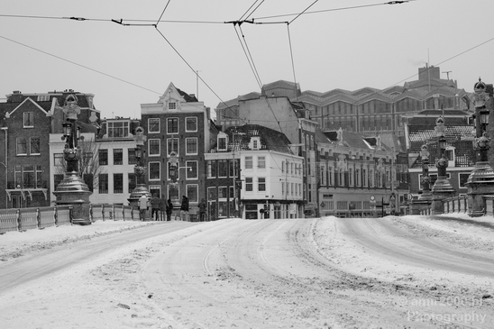 Amsterdam_under_snow_storm_winter_scenery_city_street_urban_Netherlands_Cityscape_Photography_086_Canon_EOS_5D_Mark_IV.JPG