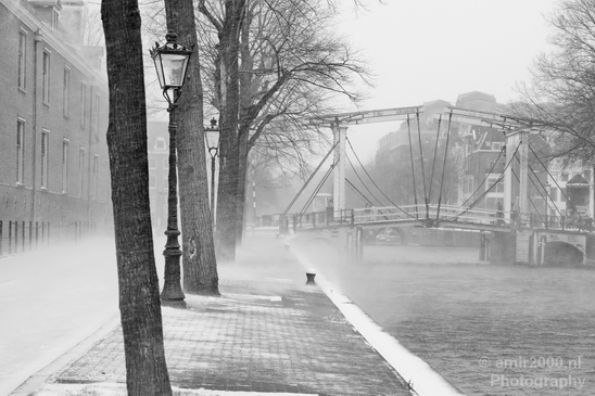Amsterdam_under_snow_storm_winter_scenery_city_street_urban_Netherlands_Cityscape_Photography_089_Canon_EOS_5D_Mark_IV.JPG