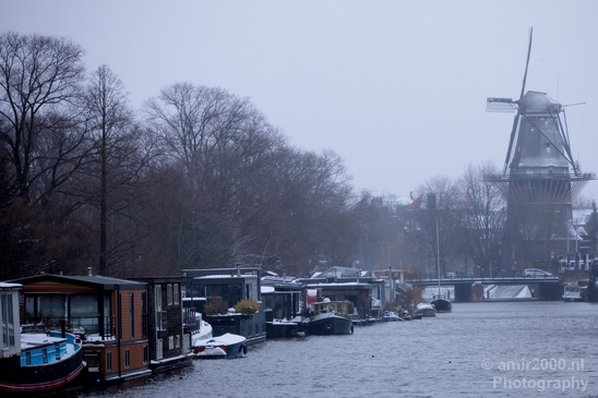 Amsterdam_under_snow_storm_winter_scenery_city_street_urban_Netherlands_Cityscape_Photography_100_Canon_EOS_5D_Mark_IV.JPG