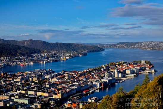 Bergen_the_capital_of_Fjord_Norway_City_urban_street_Cityscape_Photography_026_Canon_EOS_5D_Mark_IV.JPG