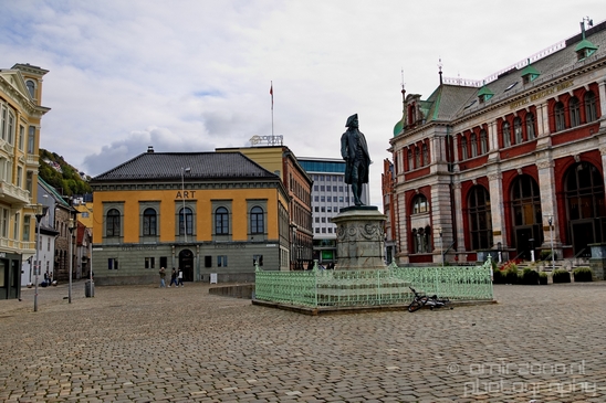 Bergen_the_capital_of_Fjord_Norway_City_urban_street_Cityscape_Photography_088_Canon_EOS_5D_Mark_IV.JPG