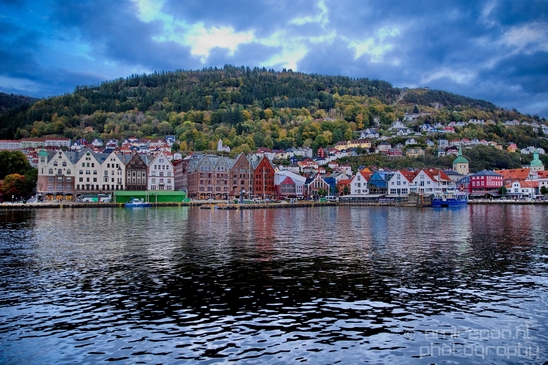 Bergen_the_capital_of_Fjord_Norway_City_urban_street_Cityscape_Photography_109_Canon_EOS_5D_Mark_IV.JPG