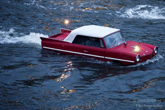 Car_boat_in_the_canals_of_Amsterdam_transportation_Netherlands_Cityscape_Photography_002_Canon_EOS_5D_Mark_IV.JPG