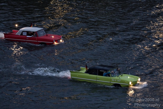 Car_boat_in_the_canals_of_Amsterdam_transportation_Netherlands_Cityscape_Photography_005_Canon_EOS_5D_Mark_IV.JPG
