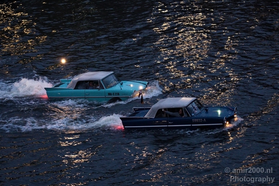 Car_boat_in_the_canals_of_Amsterdam_transportation_Netherlands_Cityscape_Photography_008_Canon_EOS_5D_Mark_IV.JPG