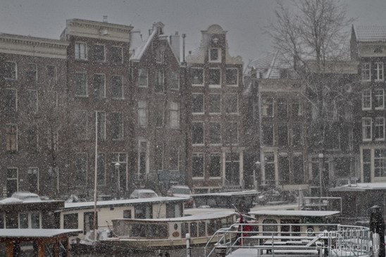 City_Amsterdam_Snow_Netherlands_Cityscape_Photography_007_Canon_EOS_7D.JPG