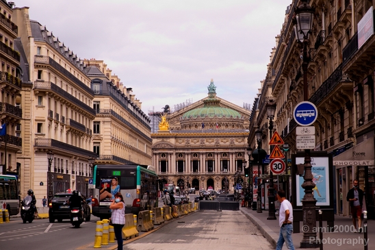 City_urban_Paris_France_summer_Cityscape_Photography_022_Canon_EOS_5D_Mark_IV.JPG
