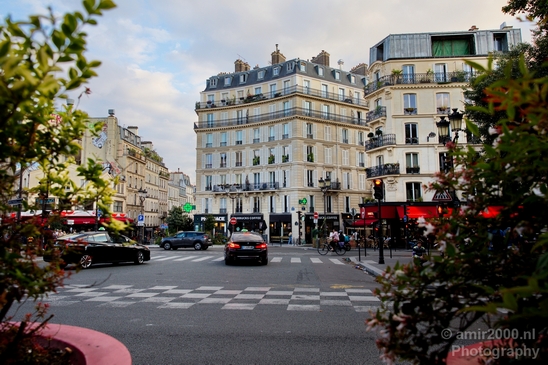 City_urban_Paris_France_summer_Cityscape_Photography_045_Canon_EOS_5D_Mark_IV.JPG