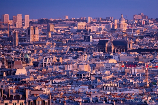 City_urban_Paris_France_summer_Cityscape_Photography_063_Canon_EOS_5D_Mark_IV.JPG