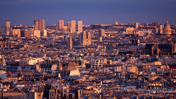 City_urban_Paris_France_summer_Cityscape_Photography_068_Canon_EOS_5D_Mark_IV.JPG