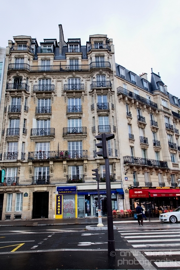 City_urban_street_Paris_France_Cityscape_Photography_009_Canon_EOS_5D_Mark_IV.JPG
