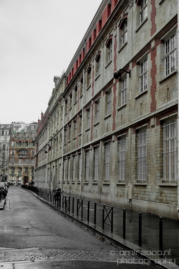 City_urban_street_Paris_France_Cityscape_Photography_143_Canon_EOS_5D_Mark_IV.JPG