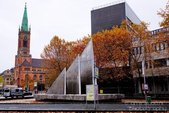 Cityscape_urban_street_city_Dusseldorf_Germany_Photography_002_Canon_EOS_5D_Mark_IV.JPG