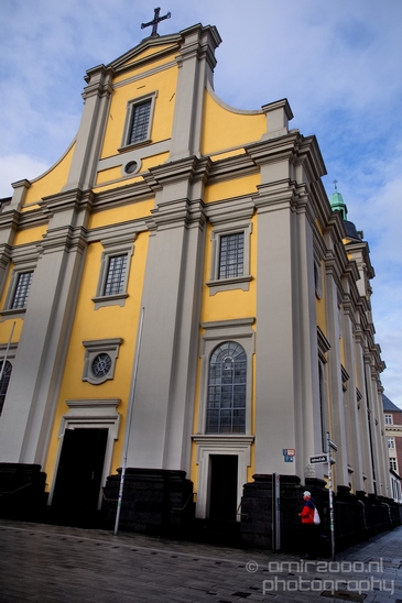 Cityscape_urban_street_city_Dusseldorf_Germany_Photography_010_Canon_EOS_5D_Mark_IV.JPG