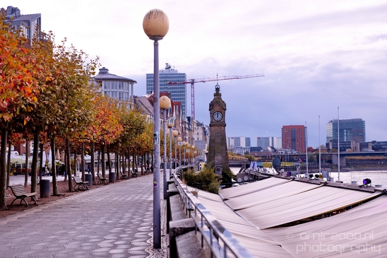 Cityscape_urban_street_city_Dusseldorf_Germany_Photography_018_Canon_EOS_5D_Mark_IV.JPG