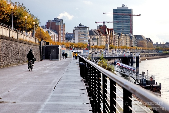Cityscape_urban_street_city_Dusseldorf_Germany_Photography_053_Canon_EOS_5D_Mark_IV.JPG