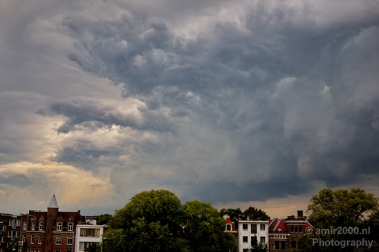 Dramatic_sky_clouds_Amsterdam_centrum_oostelijke_eilanden_city_Netherlands_Cityscape_Photography_001_Canon_EOS_5D_Mark_IV.JPG