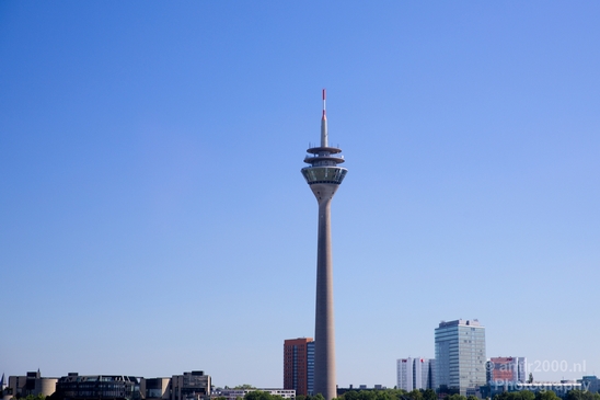 Dusseldorf_Germany_city_urban_Cityscape_Photography_002_Canon_EOS_5D_Mark_IV.JPG
