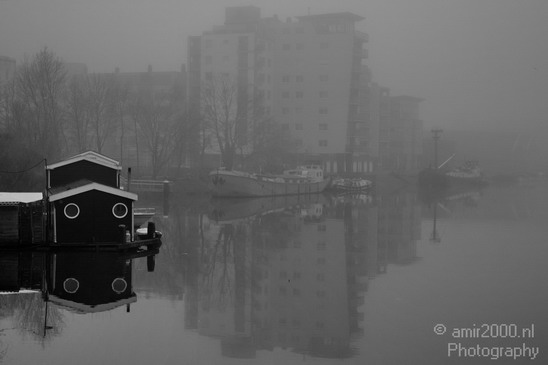 Foggy_Amsterdam_Winter_Netherlands_Cityscape_Photography_010_Canon_EOS_7D.JPG