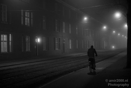 Foggy_day_Amsterdam_urban_street_city_Dutch_beauty_Netherlands_Cityscape_Photography_001_Canon_EOS_5D_Mark_IV.JPG