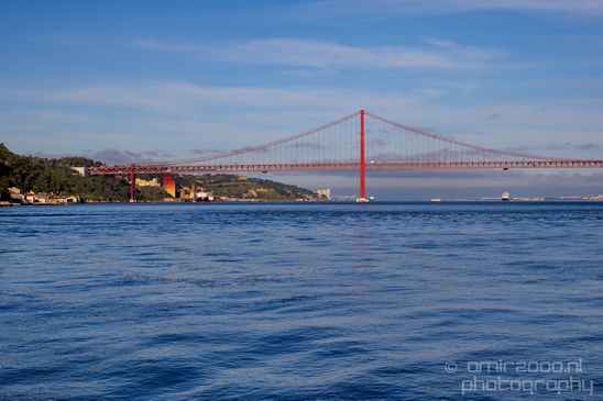 Ponte_de_Abril_bridge_Lisbon_Portugal_City_urban_street_Cityscape_Photography_024_Canon_EOS_5D_Mark_IV.JPG