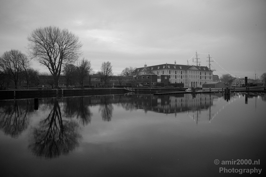 Reflection_Amsterdam_canals_centrum_oostelijke_eilanden_city_Netherlands_Cityscape_Photography_002_Canon_EOS_5D_Mark_IV.JPG