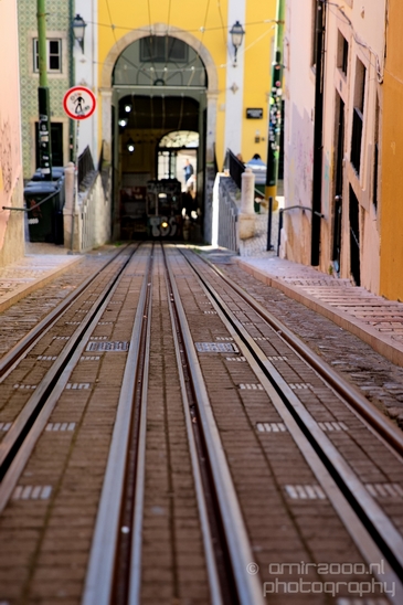The_Remodelado_Tram_Lisbon_transportation_Lisboa_Portugal_City_urban_street_Cityscape_Photography_009_Canon_EOS_5D_Mark_IV.JPG