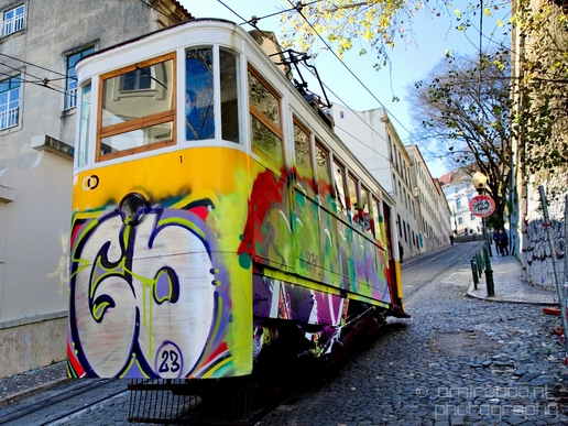 The_Remodelado_Tram_Lisbon_transportation_Lisboa_Portugal_City_urban_street_Cityscape_Photography_018_Canon_EOS_5D_Mark_IV.JPG