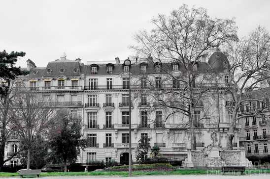 The_streets_of_Paris_lle-de-France_France_City_urban_street_Cityscape_Photography_033_Canon_EOS_5D_Mark_IV.JPG