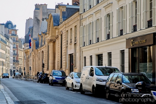 The_streets_of_Paris_lle-de-France_France_City_urban_street_Cityscape_Photography_066_Canon_EOS_5D_Mark_IV.JPG