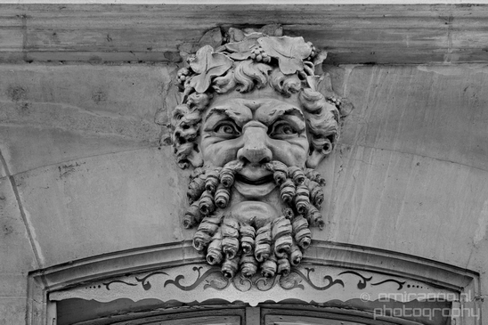 The_streets_of_Paris_lle-de-France_France_City_urban_street_Cityscape_Photography_137_Canon_EOS_5D_Mark_IV.JPG