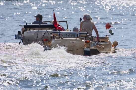 Amphibious_vehicle_amphibian_car_automobile_transportation_Miscellaneous_Photography_013_Canon_EOS_5D_Mark_IV.JPG