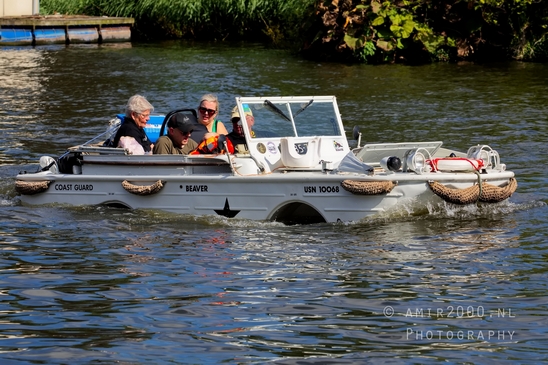 Amphibious_vehicle_amphibian_car_automobile_transportation_Miscellaneous_Photography_017_Canon_EOS_5D_Mark_IV.JPG