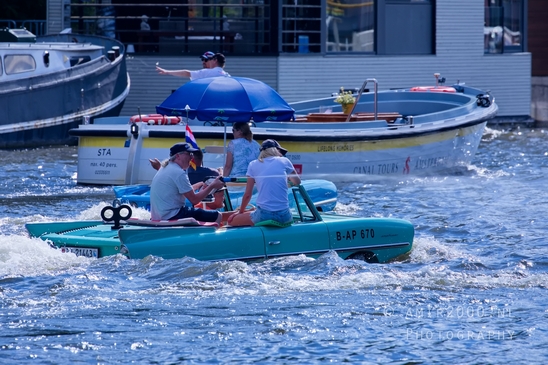 Amphibious_vehicle_amphibian_car_automobile_transportation_Miscellaneous_Photography_029_Canon_EOS_5D_Mark_IV.JPG