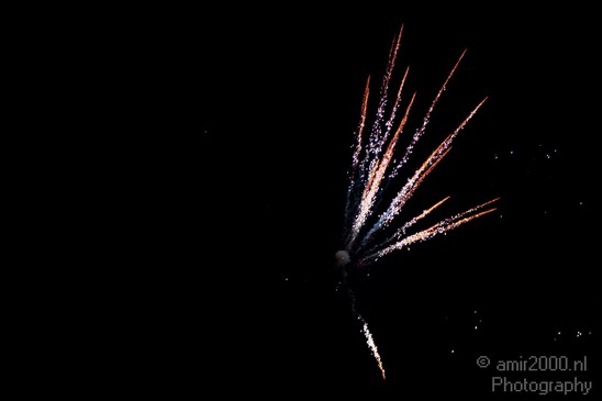 Fireworks_long_exposure_new_year_Photography_Miscellaneous_001_Canon_EOS_5D_Mark_IV.JPG