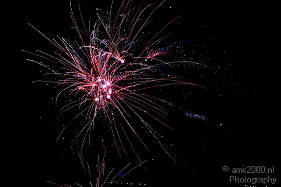 Fireworks_long_exposure_new_year_Photography_Miscellaneous_006_Canon_EOS_5D_Mark_IV.JPG