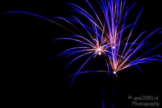 Fireworks_long_exposure_new_year_Photography_Miscellaneous_009_Canon_EOS_5D_Mark_IV.JPG