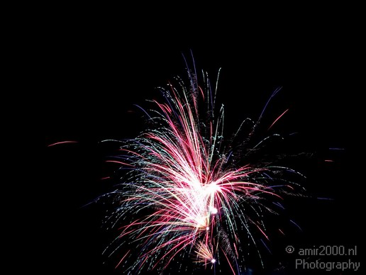 Fireworks_long_exposure_new_year_Photography_Miscellaneous_011_Canon_EOS_5D_Mark_IV.JPG