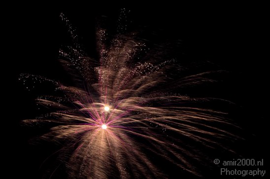 Fireworks_long_exposure_new_year_Photography_Miscellaneous_016_Canon_EOS_5D_Mark_IV.JPG