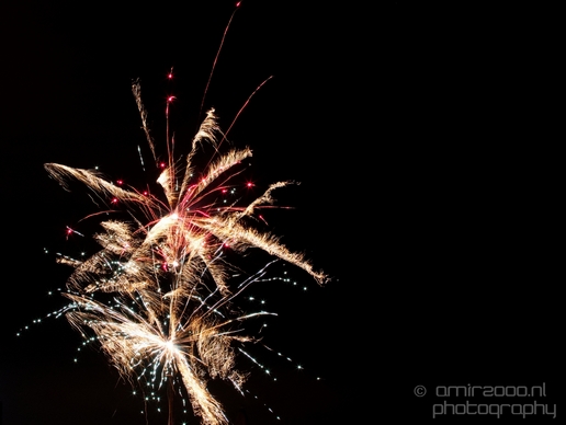 Fireworks_long_exposure_new_year_Photography_Miscellaneous_022_Canon_EOS_5D_Mark_IV.JPG